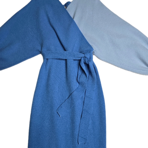 NWOT Theenkoln Womens Wrap Blue Sweater Dress with Belt, Small - Picture 4 of 7